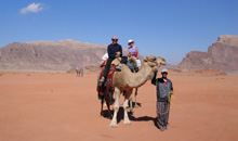 Wadi-Rum-Camel-Riding