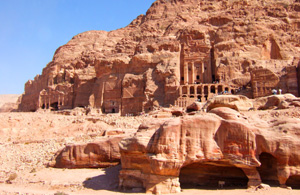 Rock-City-Petra-Jordan